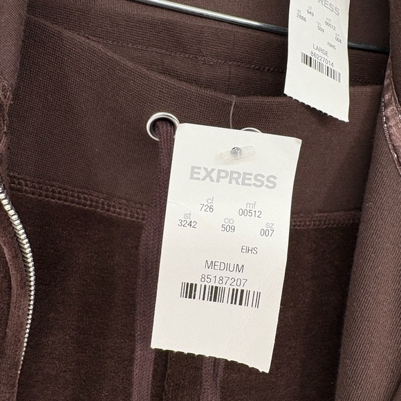 Express Brown Velour Tracksuit - Picture 10 of 10